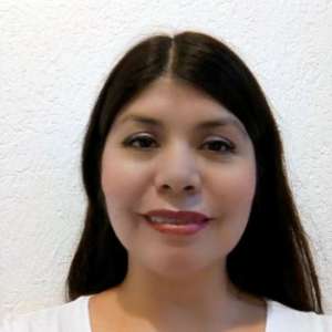 Spanish teacher Ms. Lilia Arellano